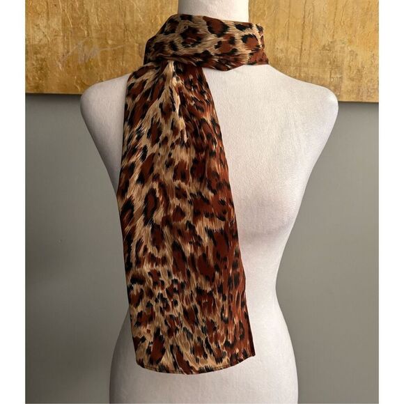 Animal Print Lightweight Scarf - Picture 5 of 8